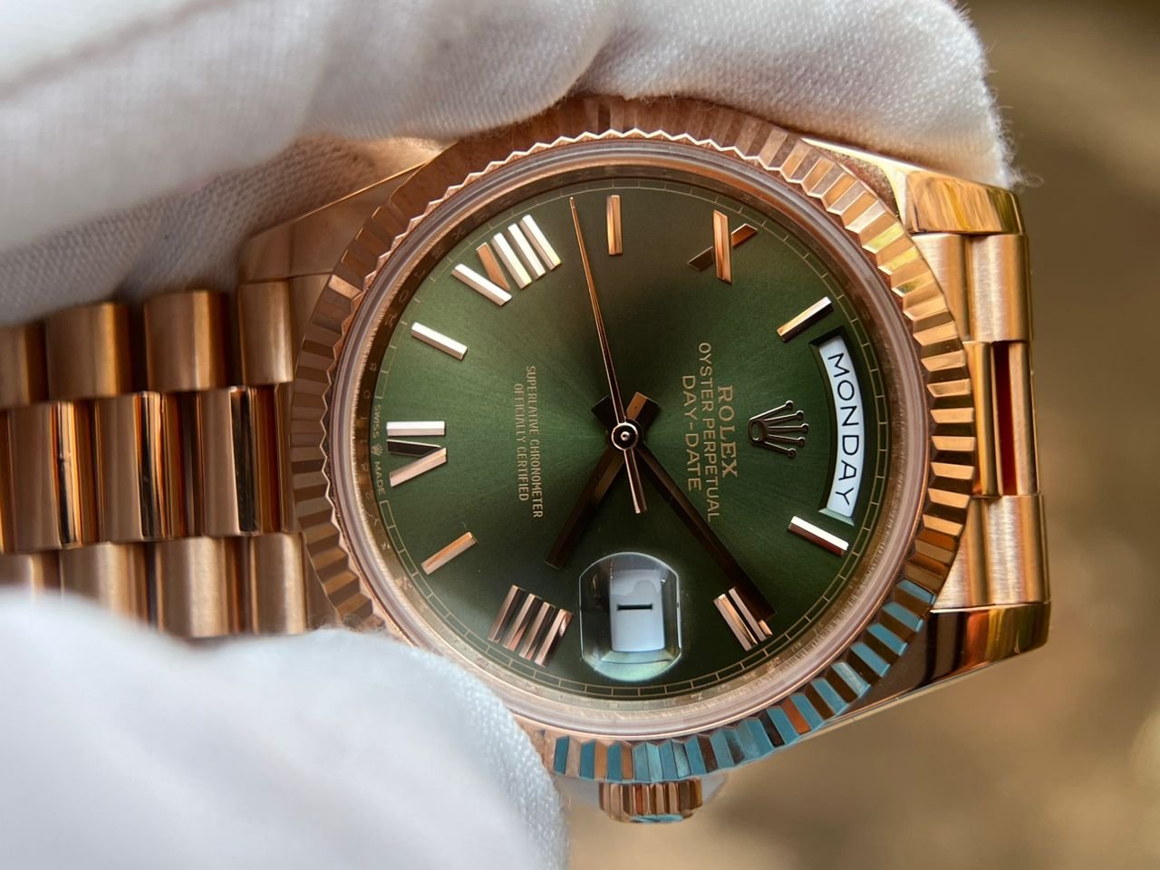 DayDate 228235 40mm QF 1:1 Green Dial Roman Markers wrap 18K Rose gold (Heavy version) - Image 5