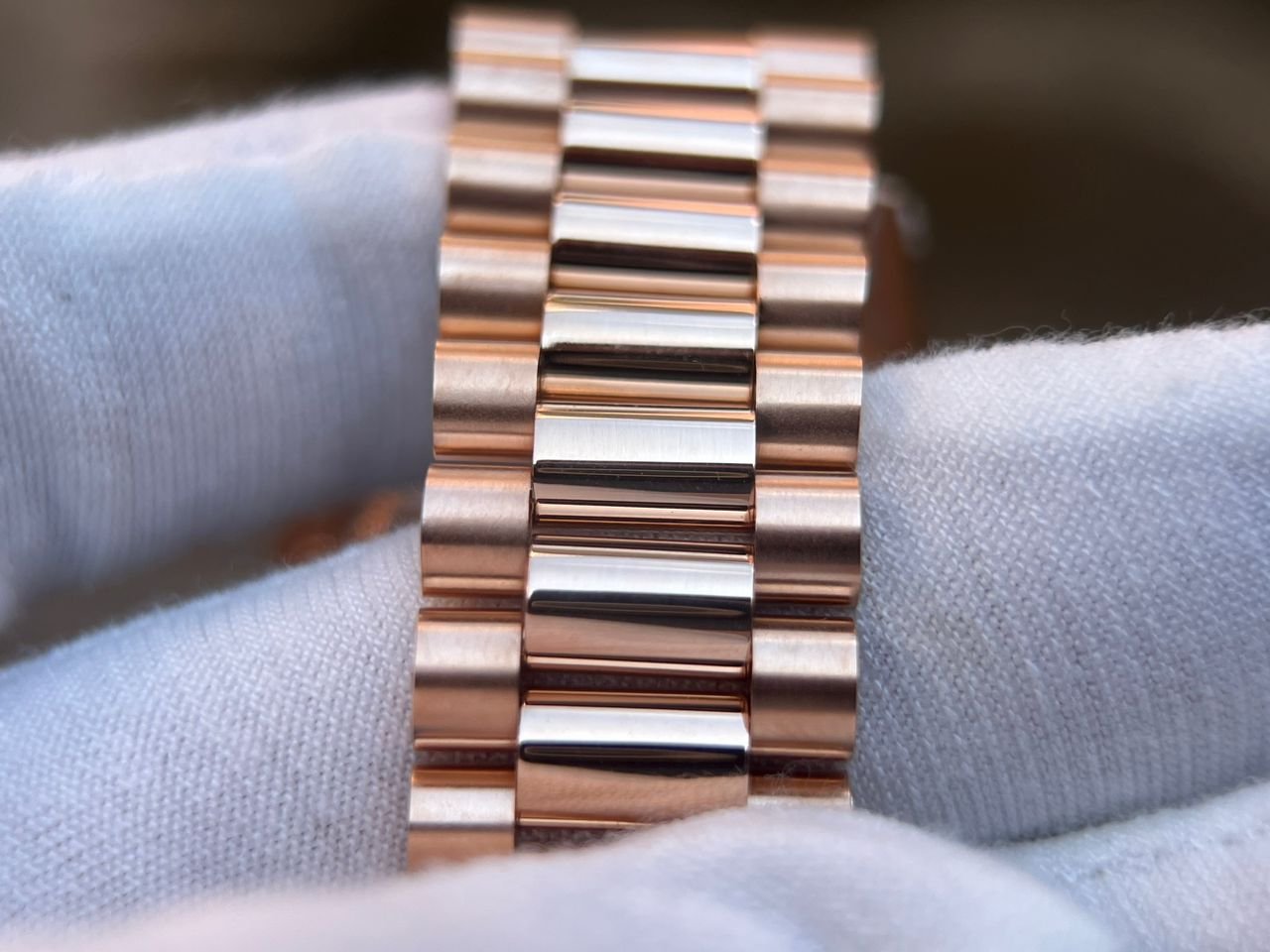 DayDate 228235 40mm QF 1:1 Green Dial Roman Markers wrap 18K Rose gold (Heavy version) - Image 14