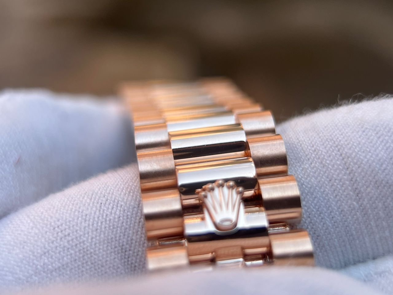 DayDate 228235 40mm QF 1:1 Green Dial Roman Markers wrap 18K Rose gold (Heavy version) - Image 15