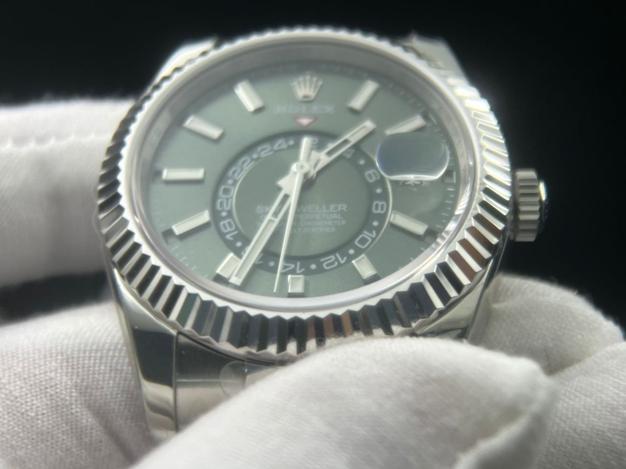 Sky-Dweller 326934 904L SS ZF 1:1 Best Edition Green Dial on SS Jubilee Bracelet A2824 - Image 7