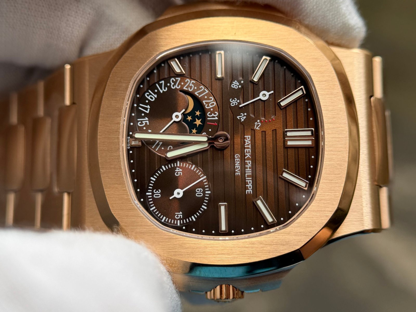 Nautilus 5712 PPF SS 1:1 RG/RG Brownl on SS Bracelet A240 Super Clone - Image 5