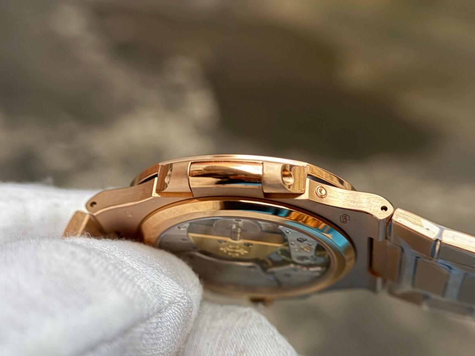 Nautilus 5712 PPF SS 1:1 RG/RG Brownl on SS Bracelet A240 Super Clone - Image 12