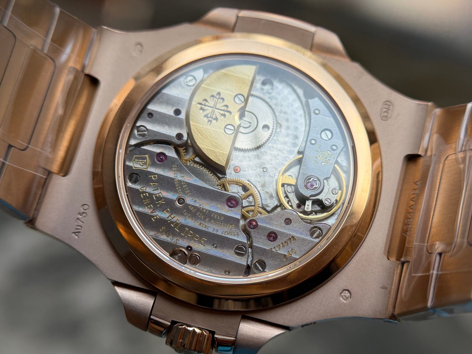 Nautilus 5712 PPF SS 1:1 RG/RG Brownl on SS Bracelet A240 Super Clone - Image 13