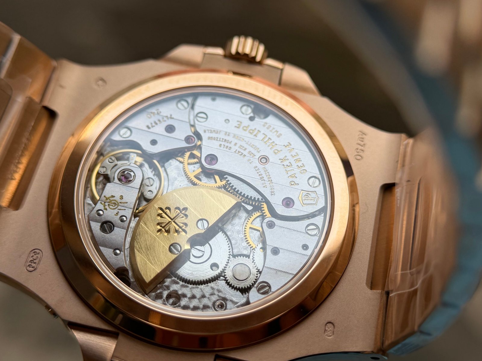 Nautilus 5712 PPF SS 1:1 RG/RG Brownl on SS Bracelet A240 Super Clone - Image 14