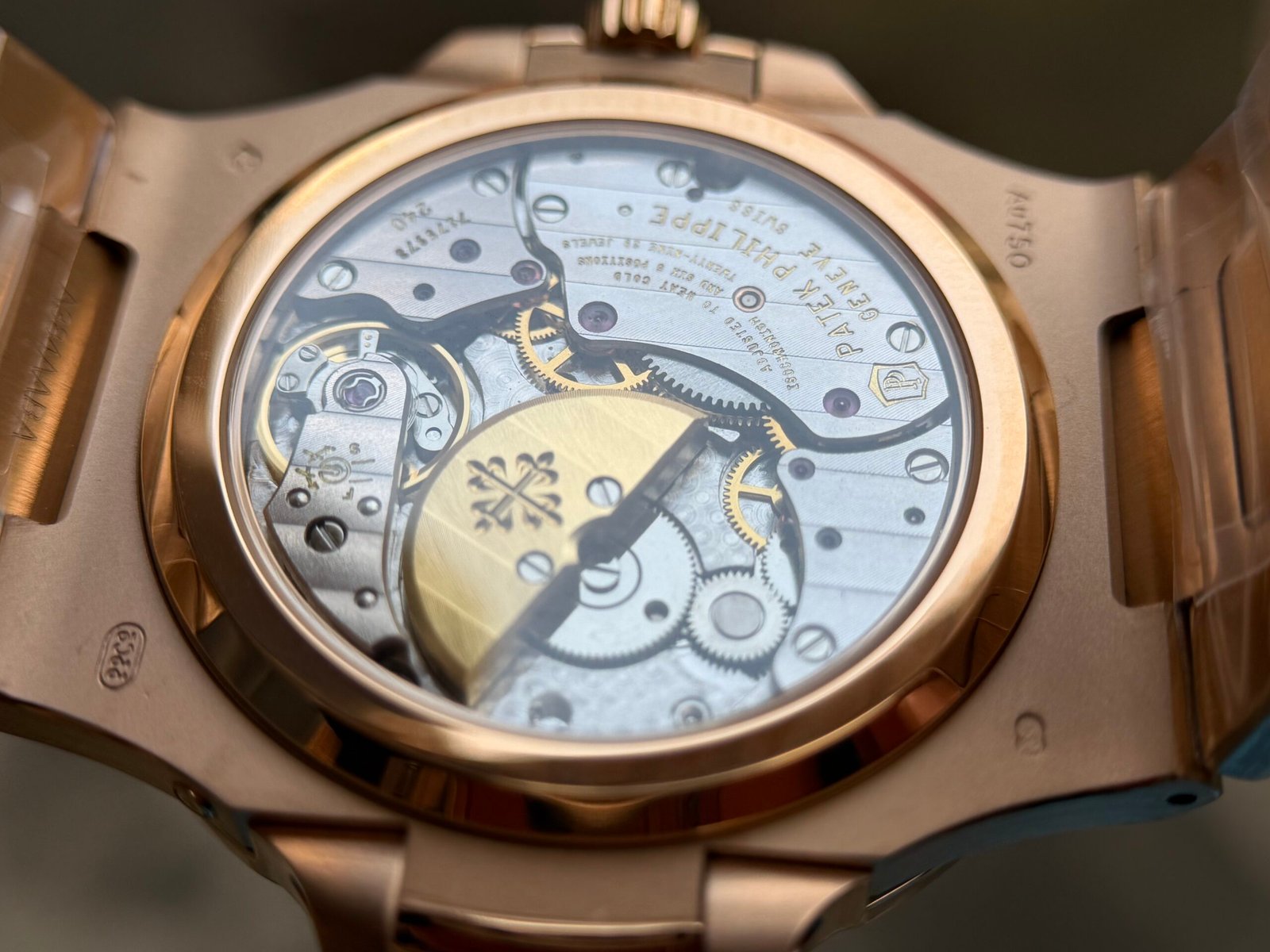 Nautilus 5712 PPF SS 1:1 RG/RG Brownl on SS Bracelet A240 Super Clone - Image 15