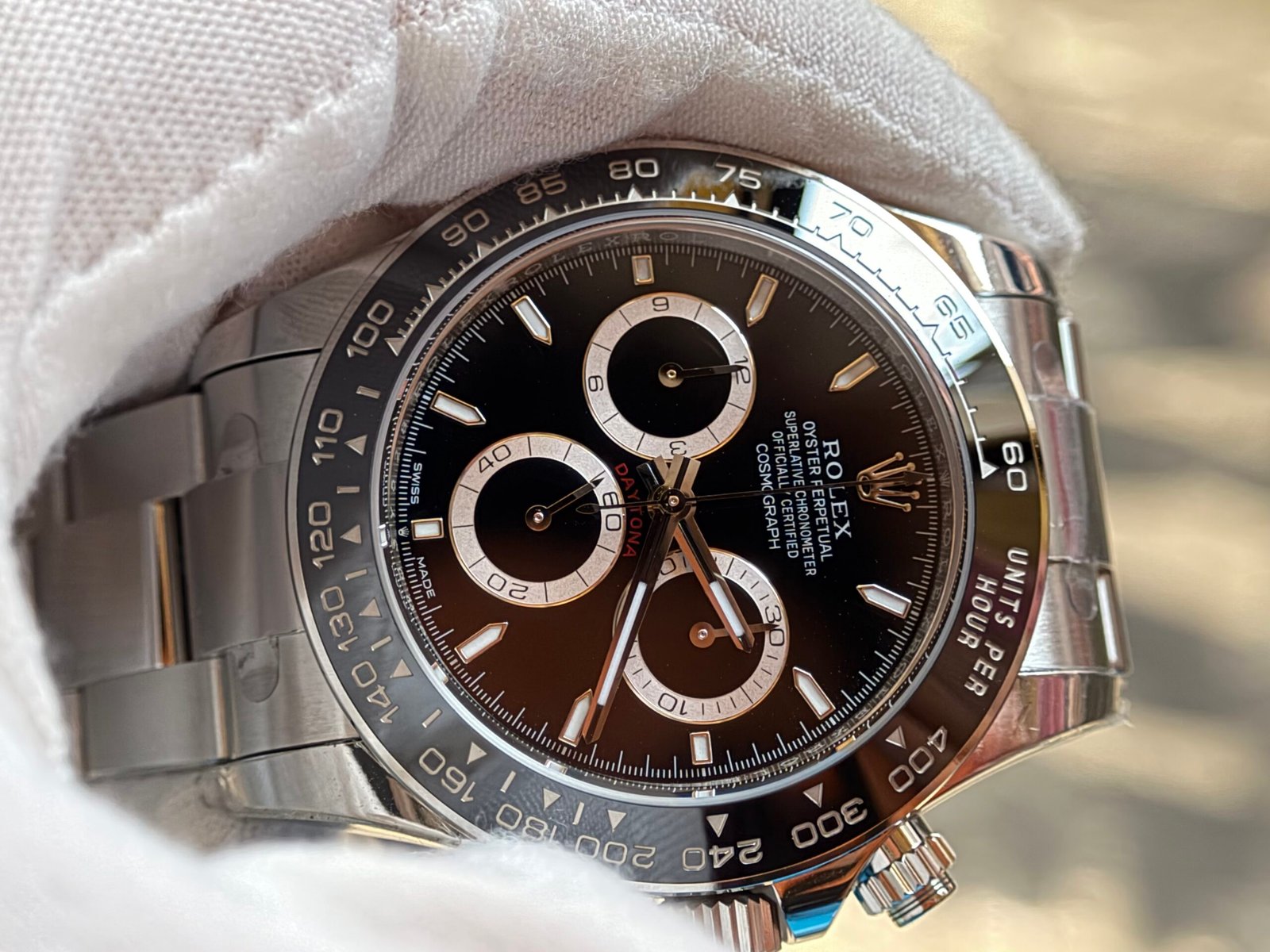 Daytona 126500 Black Panda Best Edition Upgraded dial and hands and crystal and polish - Image 8