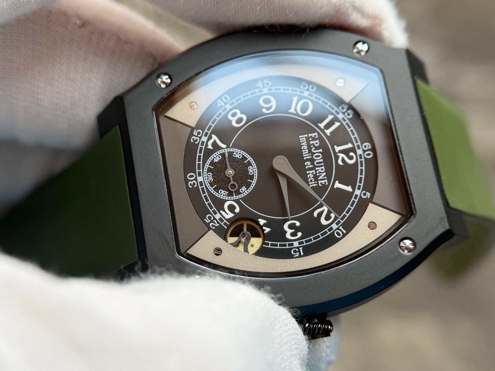F.P.Journe quartz watch information upgrade titanium case 74.2 grams - Image 3