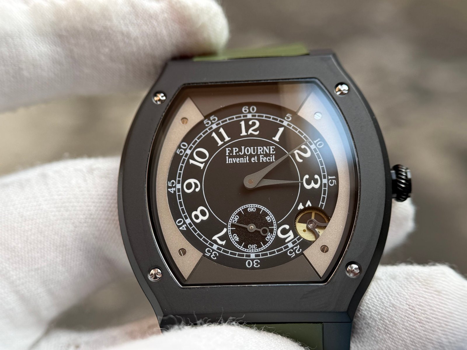 F.P.Journe quartz watch information upgrade titanium case 74.2 grams - Image 4